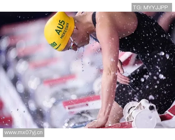 仰泳基本技巧详解与训练方法提升游泳水平的关键要素